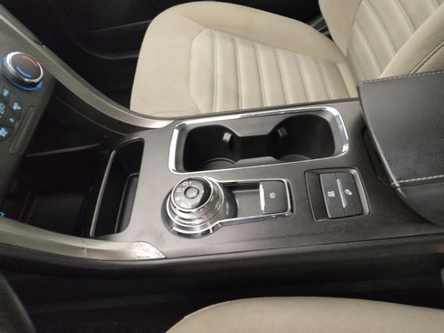 Used 2018 Ford Fusion S image 22