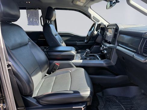 Used 2021 Ford F150 Lariat w/ FX4 Off-Road Package image 18
