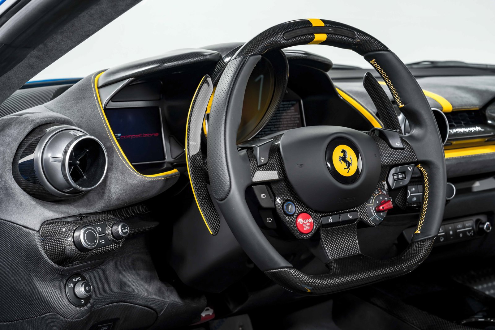 Used 2022 Ferrari 812 Competizione RWD image 18