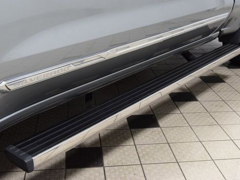 Used 2023 Chevrolet Silverado 1500 High Country w/ High Country Premium Package image 30