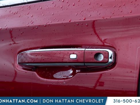 New 2026 Chevrolet Suburban Premier w/ Sun And Tow Package AWD/4WD image 31