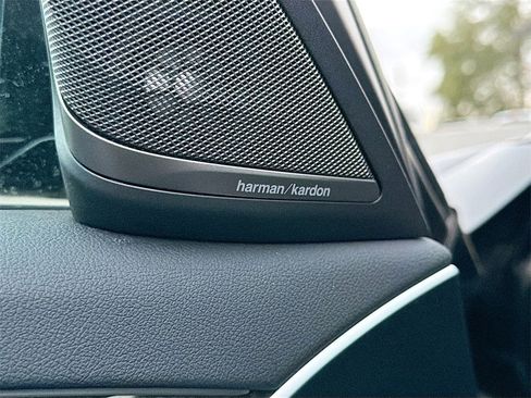 Used 2023 BMW 540i w/ M Sport Package image 19