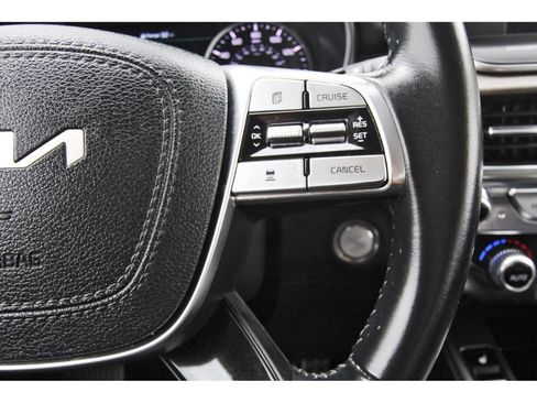 Used 2022 Kia Telluride SX w/ Towing Package FWD image 20