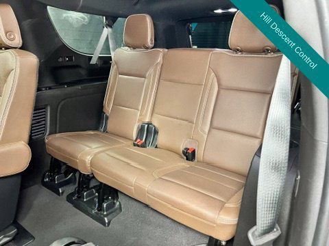 Used 2023 Chevrolet Suburban High Country AWD/4WD image 23