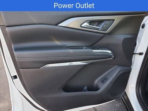 New 2026 Chevrolet Traverse LT w/ Driver Confidence Package image 15