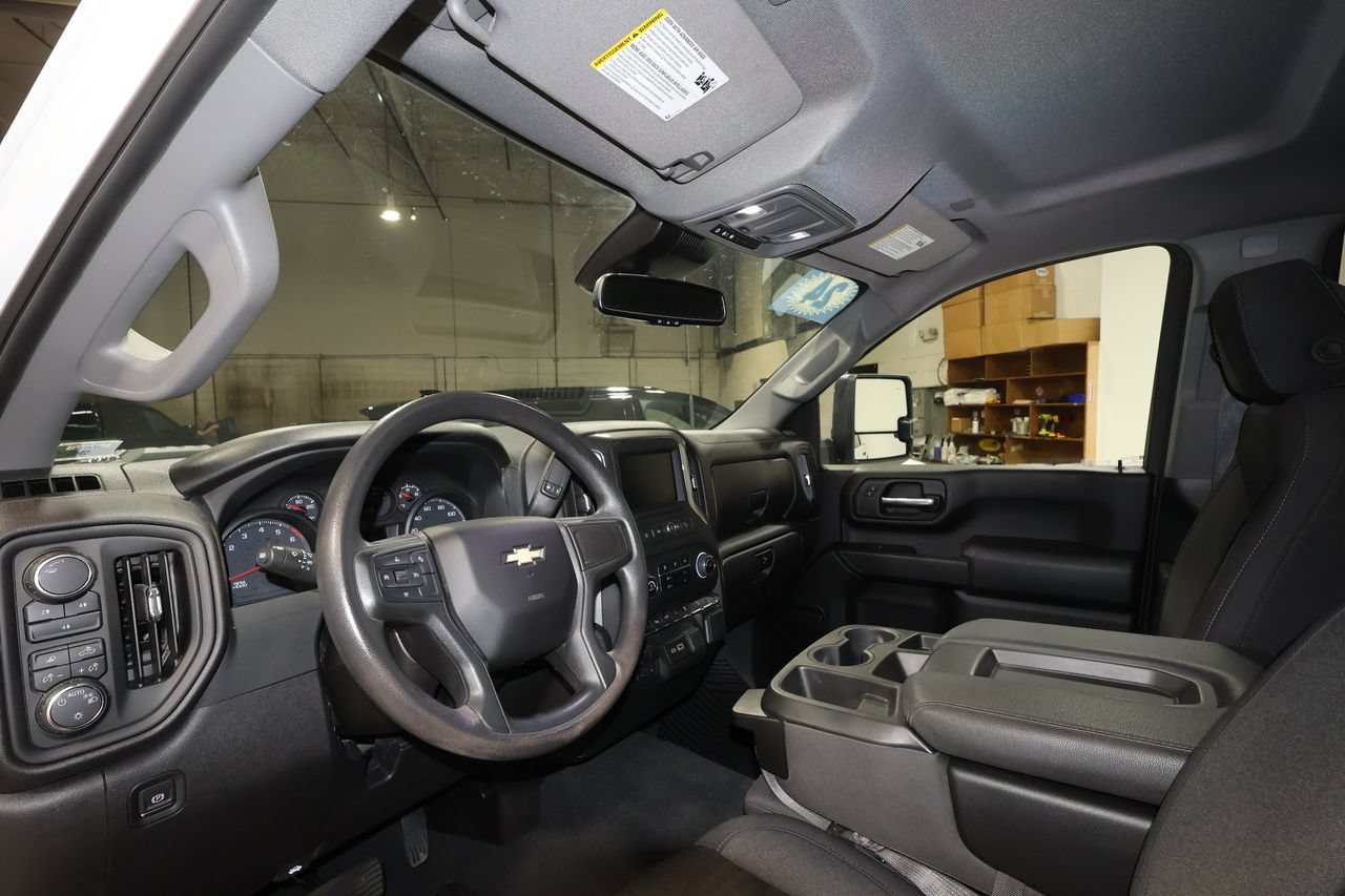 Used 2024 Chevrolet Silverado 2500 Custom w/ Custom Convenience Package AWD/4WD image 9