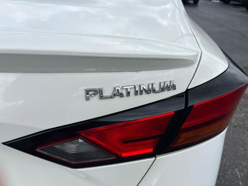 Used 2020 Nissan Altima 2.0 Platinum image 5