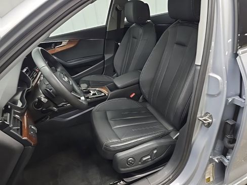 Used 2024 Audi A4 2.0T Premium image 30