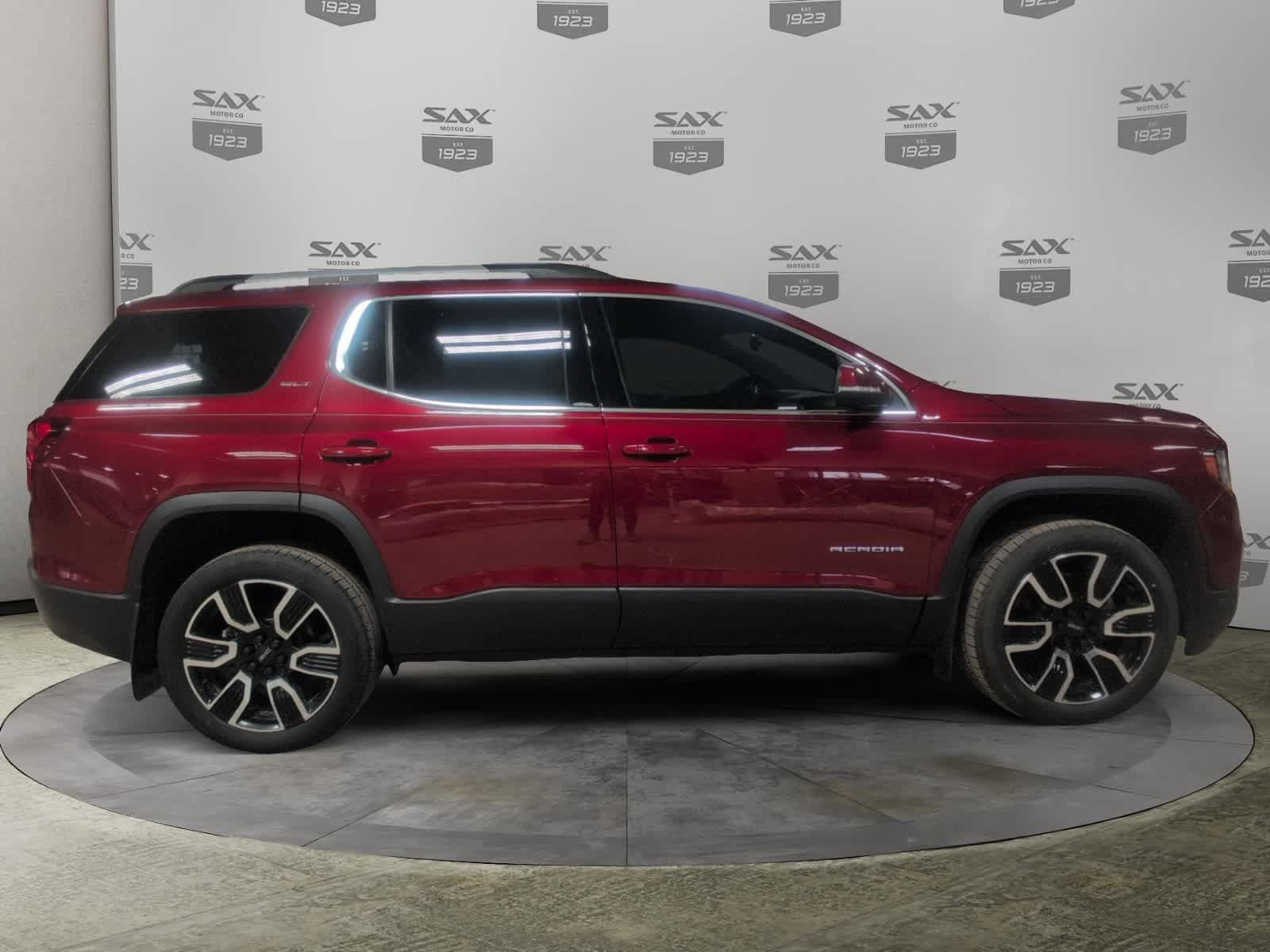 Used 2020 GMC Acadia SLT w/ LPO, Floor Liner Package AWD/4WD image 6