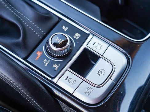 Used 2022 Kia Telluride EX image 28