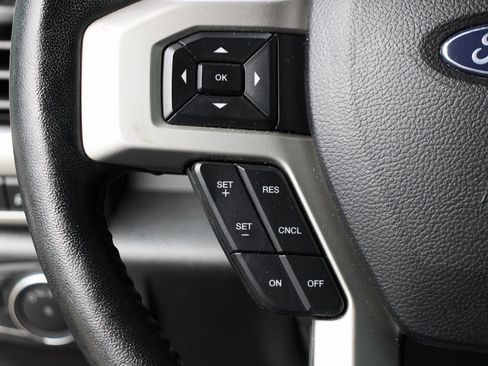 Used 2019 Ford F250 Lariat w/ Lariat Ultimate Package image 24