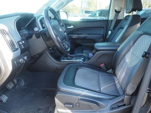 Used 2019 Chevrolet Colorado Z71 image 12