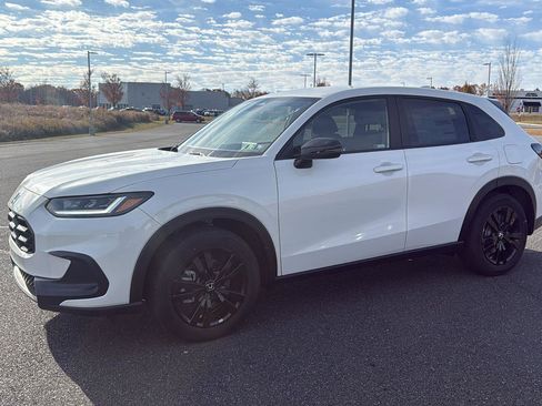 New 2026 Honda HR-V Sport image 13