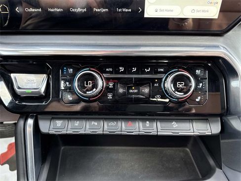 Used 2024 GMC Sierra 2500 Denali Ultimate image 21