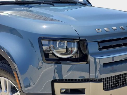 New 2026 Land Rover Defender 110 S AWD/4WD image 33
