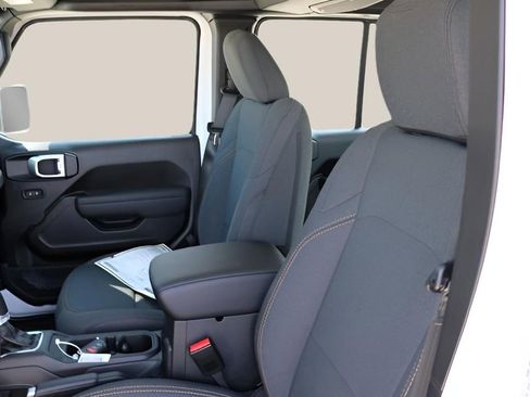 New 2026 Jeep Gladiator Sport image 11