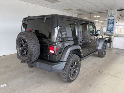 Used 2022 Jeep Wrangler Unlimited Sport image 4