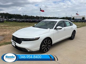 New 2026 Honda Accord Hybrid Touring video 3