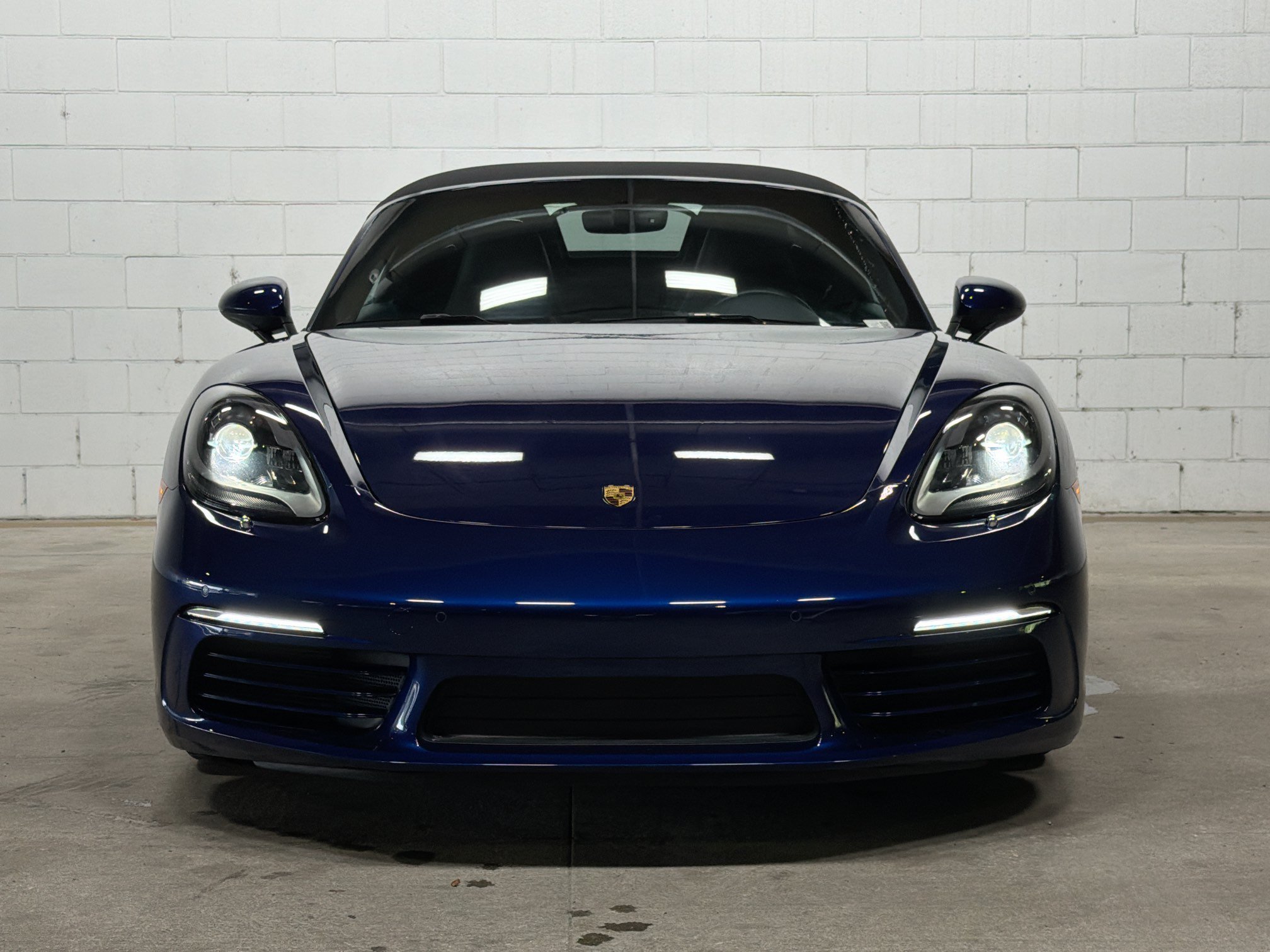 Certified 2024 Porsche 718 Boxster S RWD image 9