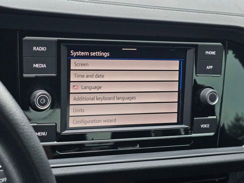 Used 2020 Volkswagen Jetta S image 41