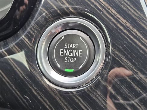 Used 2021 Cadillac XT6 Premium Luxury image 21