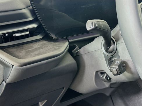 Certified 2025 Audi Q5 2.0T Premium w/ Convenience Package image 14