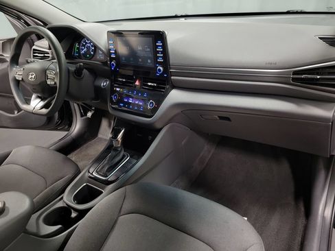 Used 2020 Hyundai Ioniq Blue FWD image 31