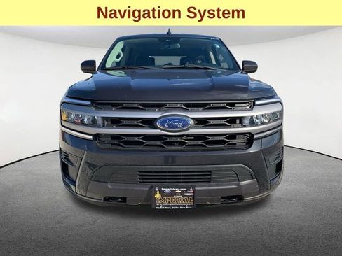 Certified 2022 Ford Expedition XLT w/ Equipment Group 202A image 4