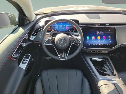 Certified 2025 Mercedes-Benz E 350 4MATIC Sedan image 11