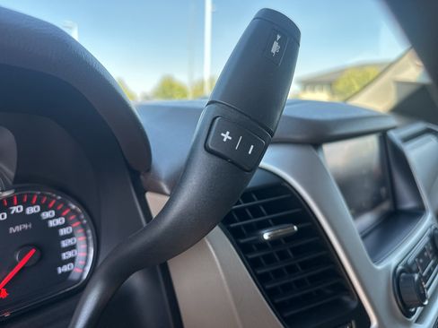 Used 2015 GMC Yukon SLE w/ Driver Alert Package AWD/4WD image 25