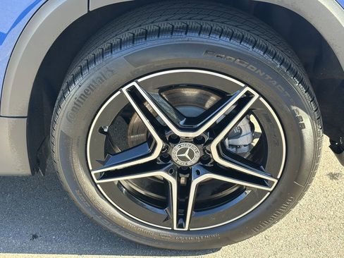 Certified 2025 Mercedes-Benz GLB 250 image 23