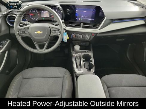 Used 2024 Chevrolet Trax LS w/ LS Convenience Package image 21