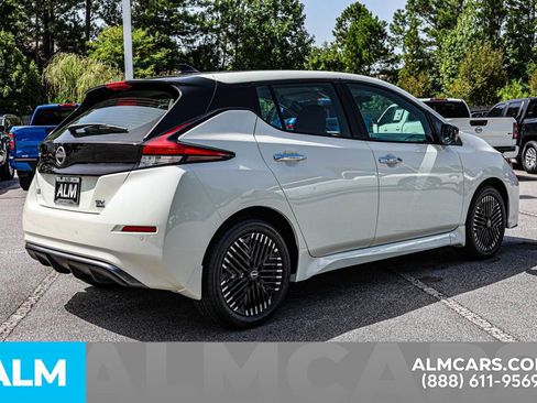 Used 2025 Nissan Leaf SV Plus image 6