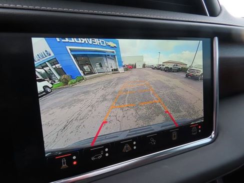 Certified 2024 GMC Yukon Denali Ultimate image 34