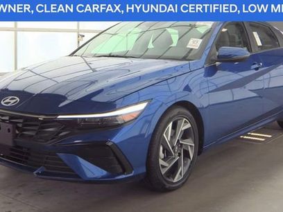Used 2025 Hyundai Elantra Limited