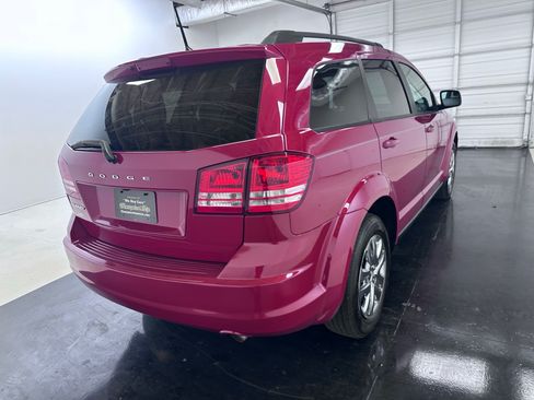 Used 2019 Dodge Journey SE FWD image 16