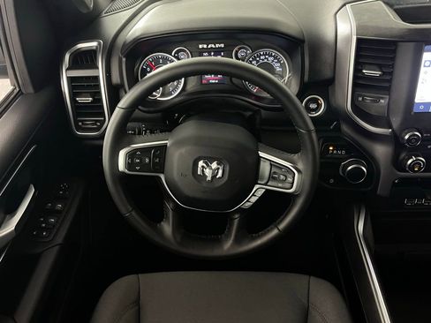 Used 2024 RAM 1500 Lone Star image 12
