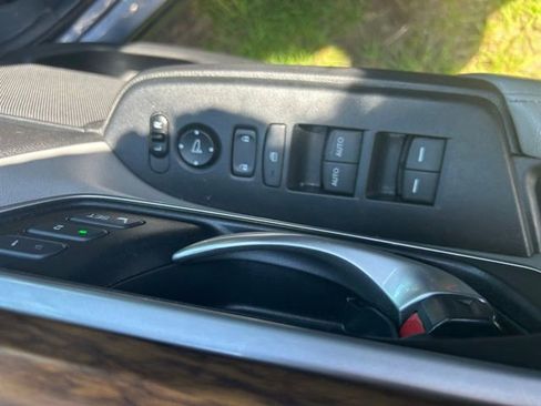 Used 2017 Honda CR-V EX-L image 16