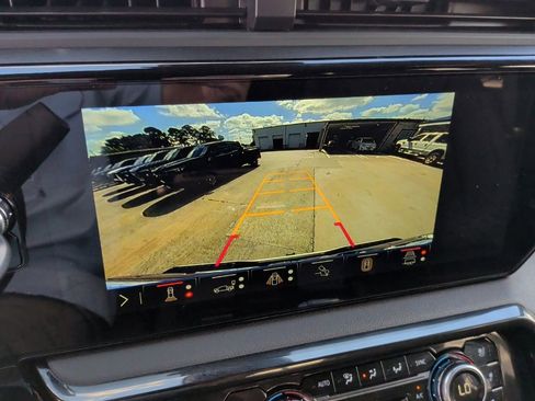 New 2026 GMC Sierra 2500 AT4 w/ AT4 Premium Plus Package image 25