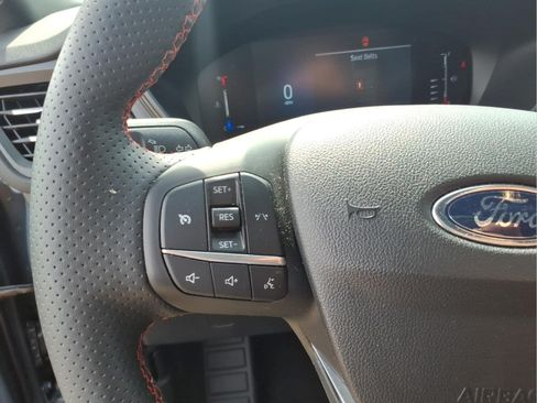 Used 2024 Ford Escape ST-Line w/ Cold Weather Package FWD image 13