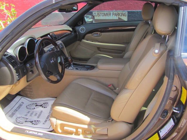 Used 2007 Lexus SC 430 Convertible w/ Preferred Accessory Pkg RWD image 17