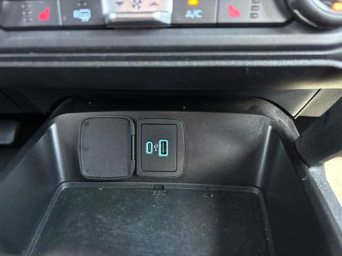 Used 2023 Ford Bronco Wildtrak AWD/4WD image 29
