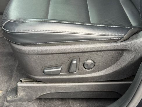 Used 2022 Kia Telluride S image 13