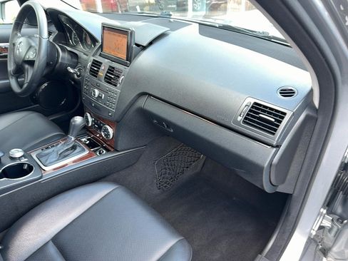 Used 2011 Mercedes-Benz C 300 4MATIC Sedan image 22