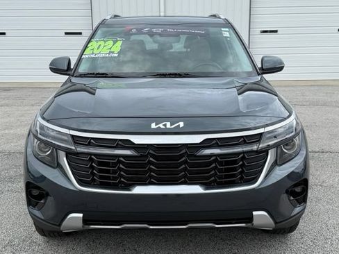 Certified 2024 Kia Seltos EX AWD/4WD image 2