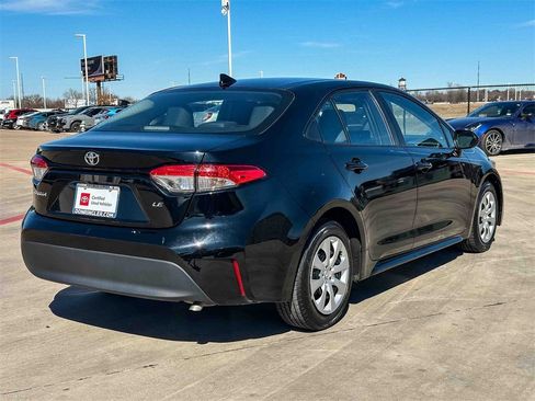 Certified 2024 Toyota Corolla LE image 3