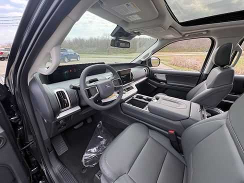 New 2026 Ford Expedition Max Active image 32