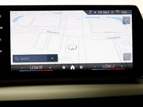 Used 2025 BMW M235i xDrive w/ M Performance Package image 11