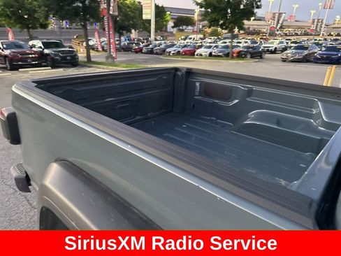 Used 2025 Jeep Gladiator Mojave w/ Convenience Group AWD/4WD image 7