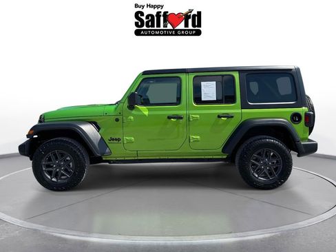 Used 2026 Jeep Wrangler Unlimited Sport AWD/4WD image 4
